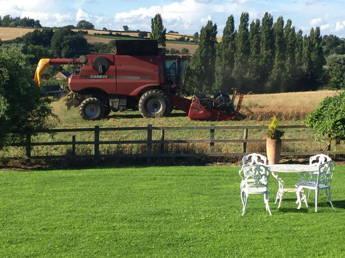 Dodford Grange Bed & Breakfast Дейвънтри Екстериор снимка